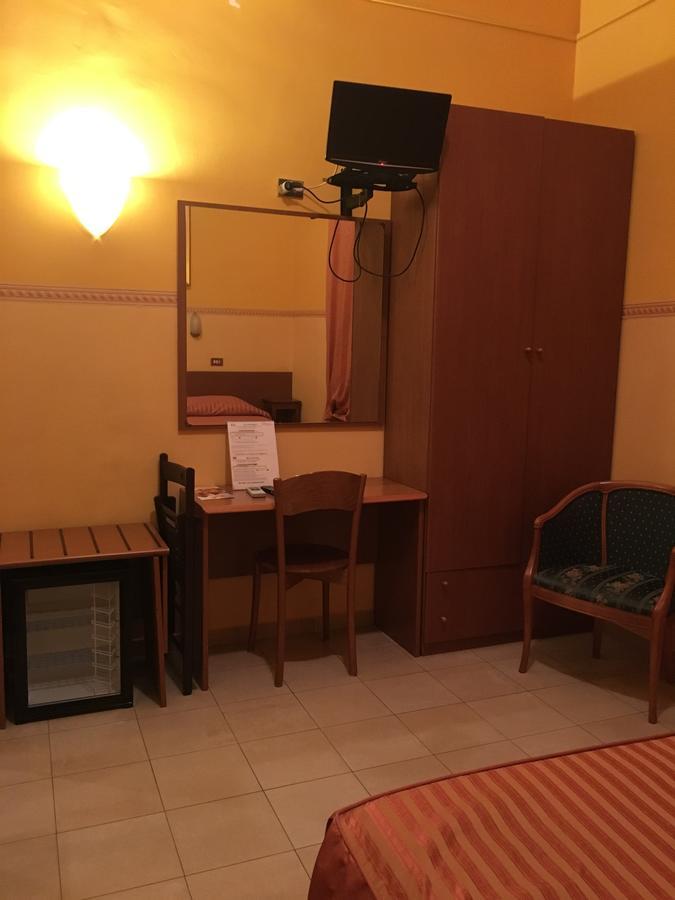 Soggiorno Comfort Рим Екстер'єр фото
